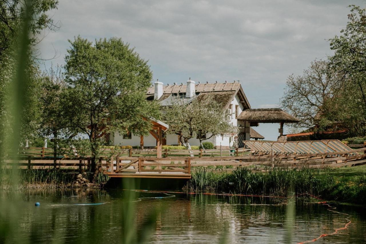 Gleboczek Vine Resort& Spa Wielki Głęboczek Exterior foto